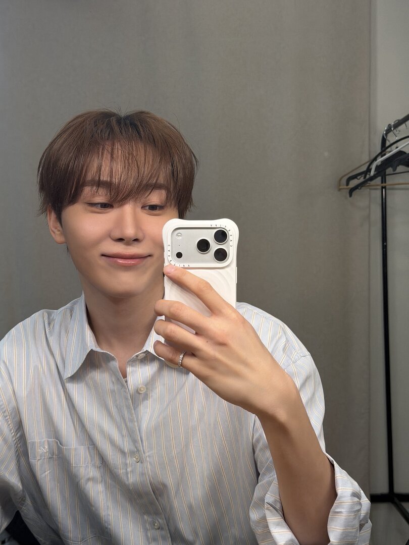 selfolssi ♤ tweet media