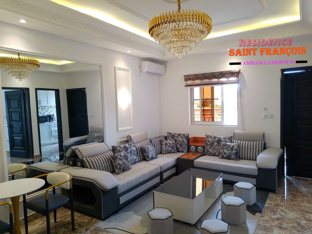 AHermenegilde's tweet photo. La Résidence St François
#Appartements
#SKYBuffet&amp;Grill
#Ambam-Ville 🇨🇲 https://t.co/q0xMhgwItv