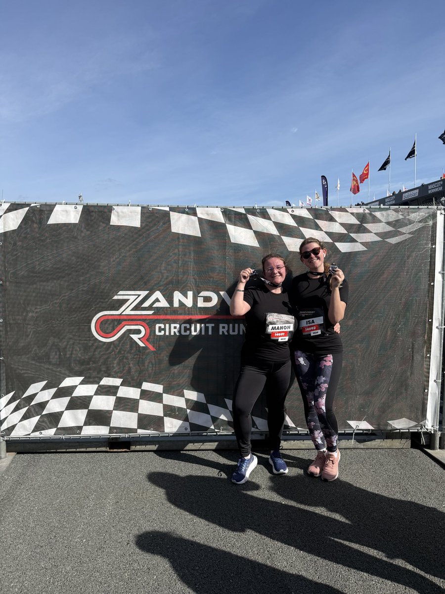 Manon ✨ tweet media