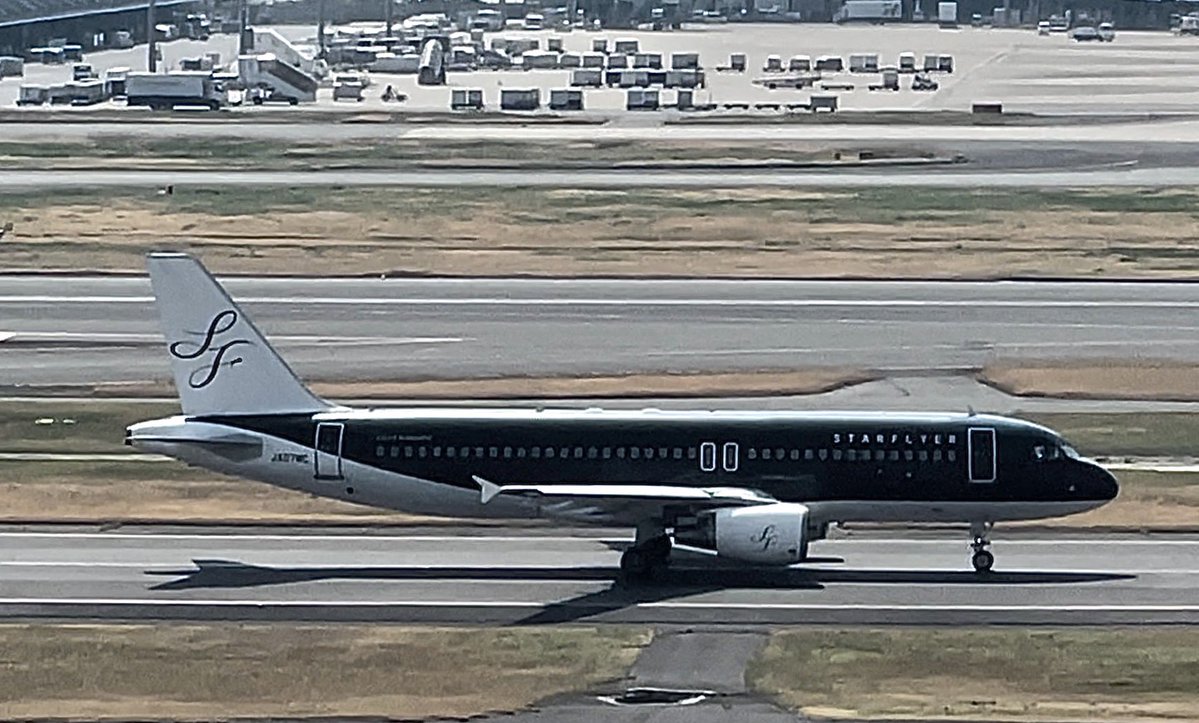 なしこ✈︎ tweet media