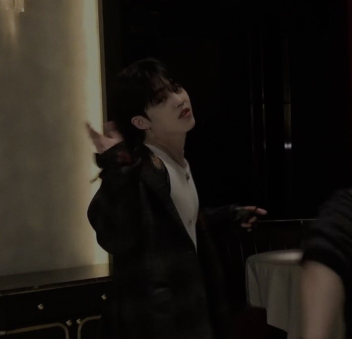 ୨୧ 𝐁𝐞𝐥𝐥 ୨୧ tweet media