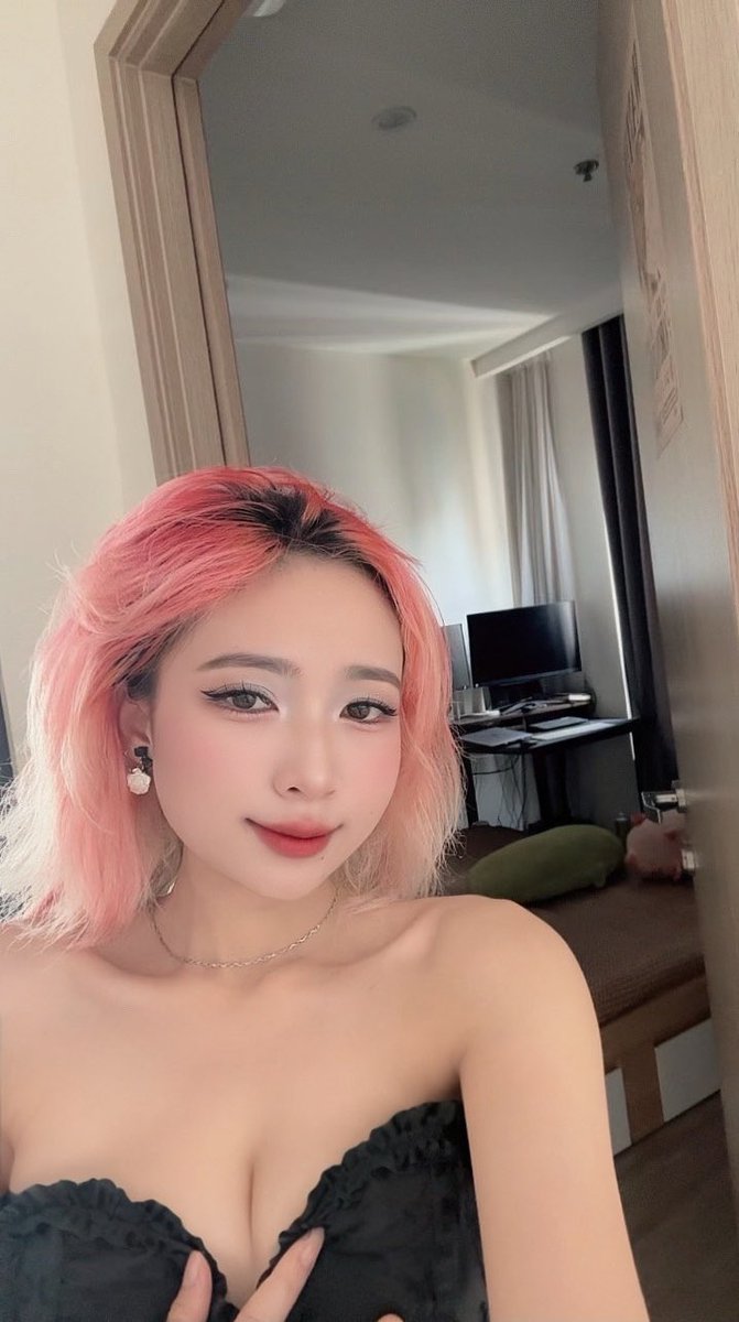 Trúc Maii tweet media