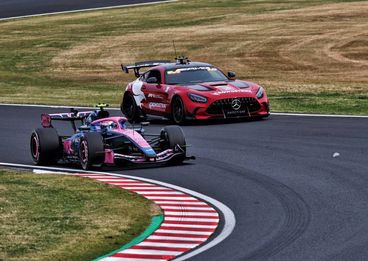 📸 Foto exclusiva de Franco Colapinto con su rival más difícil: el Safety Car.