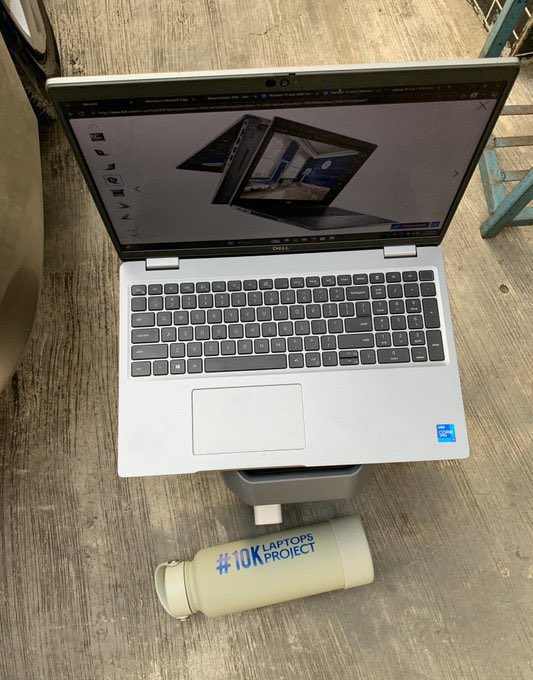 Val Gadgets tweet media