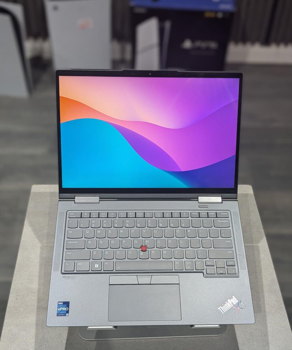 Val Gadgets tweet media