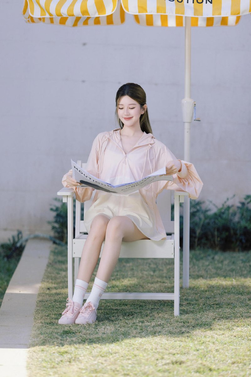 smoochiess BTSOT7 tweet media