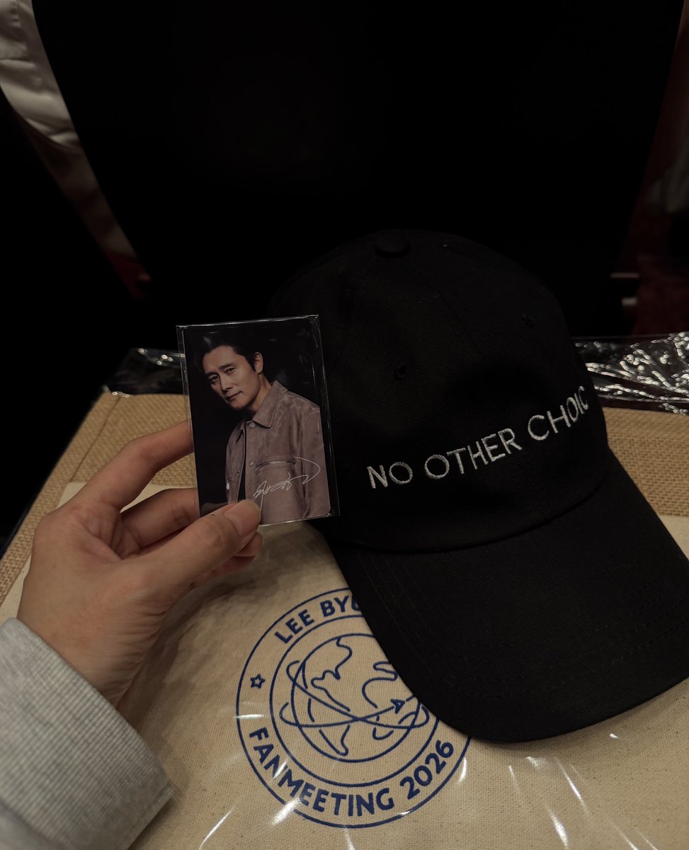 cattowriter🐱 tweet media