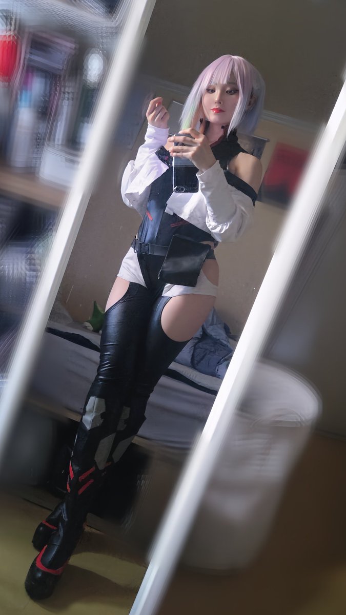 Miho_cosplay's tweet image. I really wanna stay at your house

#cosplay #コスプレ #CyberpunkEdgerunners #edgerunners #Lucy