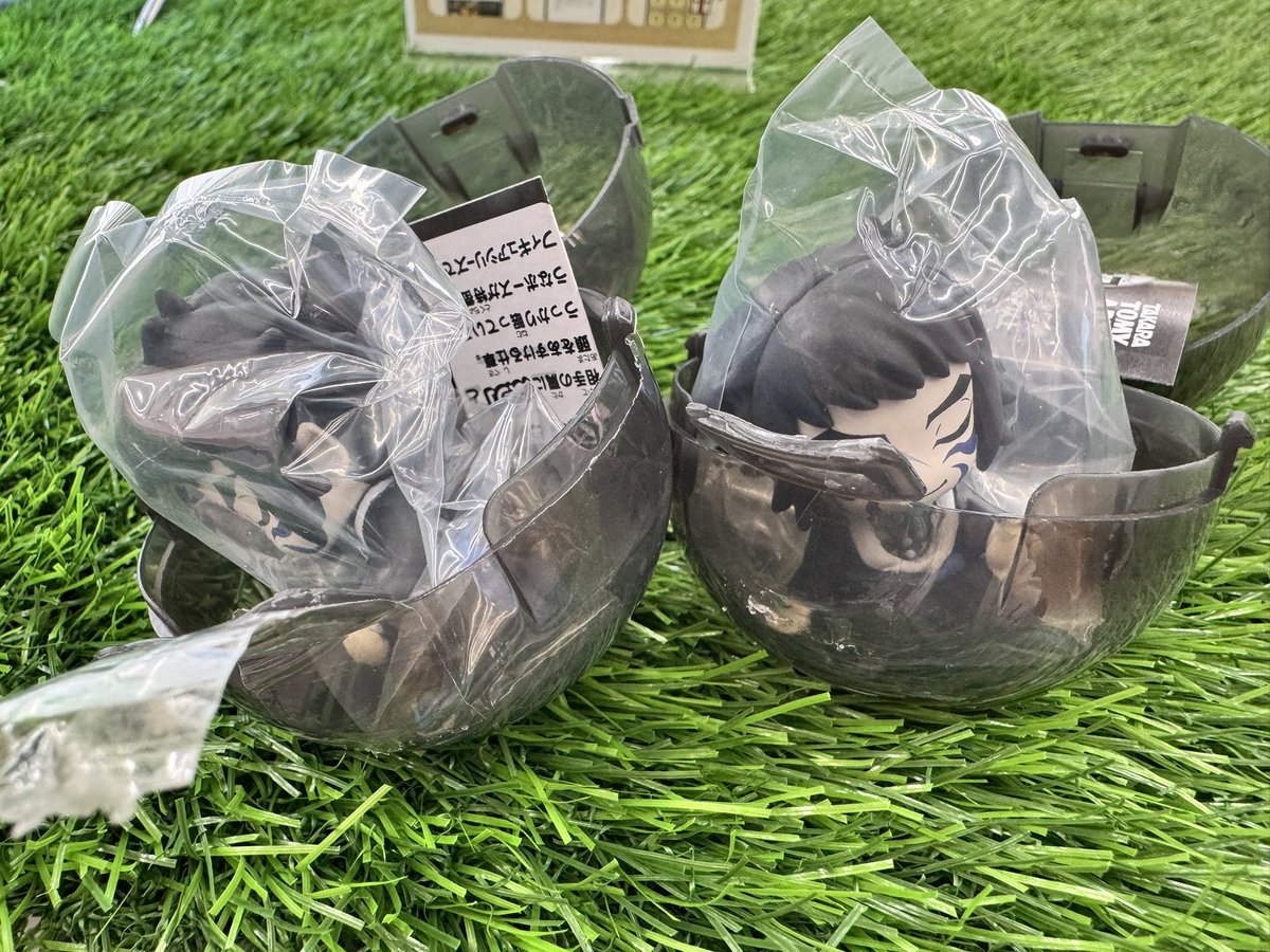 mokachan ※ウエハース箔押し缶バッジ明日受け取り tweet media