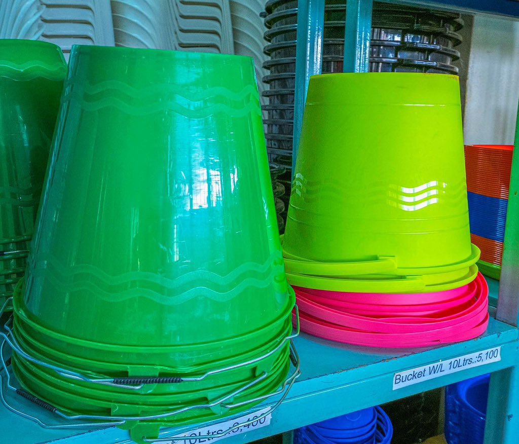 mukwano_ind's tweet image. What kind of plastics are you looking for? 
We are fully stocked with a wide range of Mukwano Eagle Rock plastic products. 

Visit our Mart:
📍 Plot 30A Kibira (Mulwana) Rd
📞 +256 393 241822

#MukwanoIndustries #EagleRock #Plastics