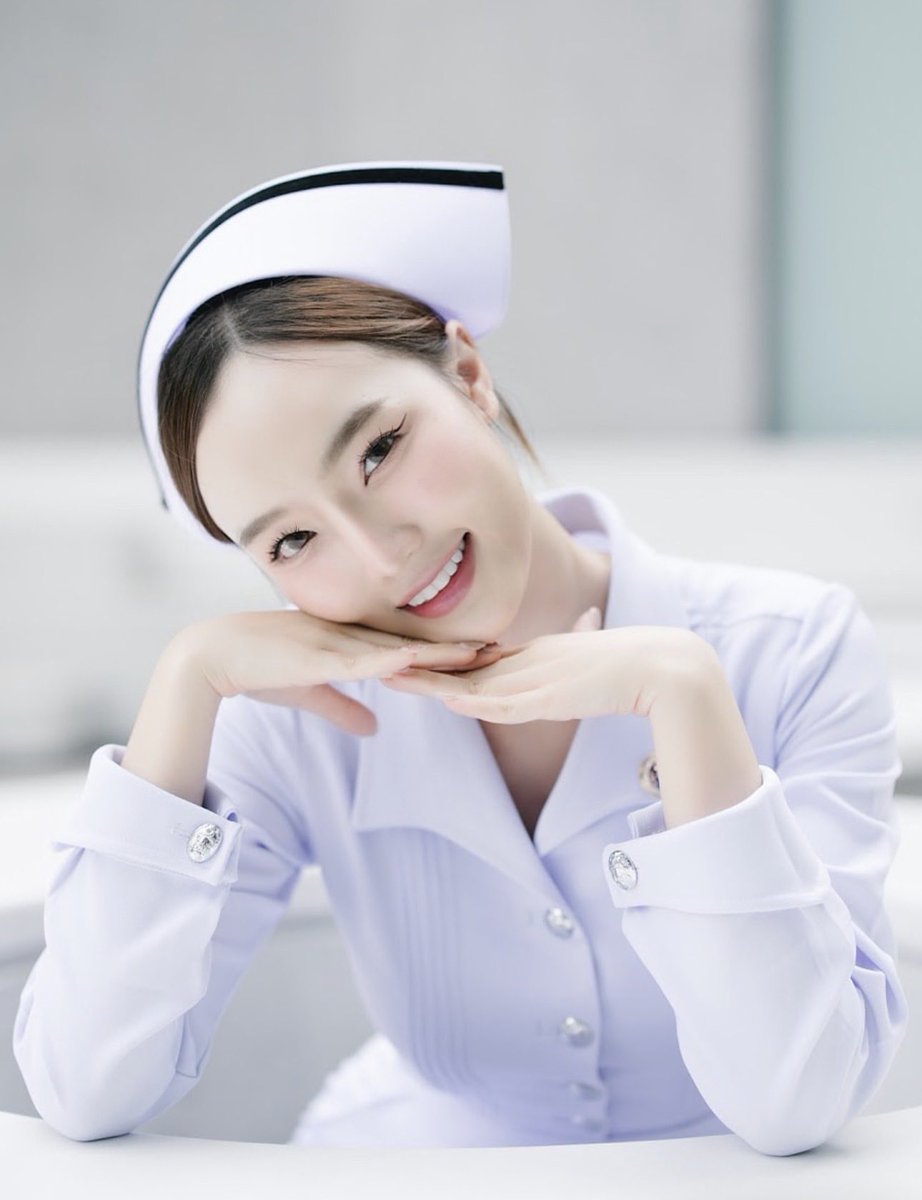 GirlMagazine tweet media