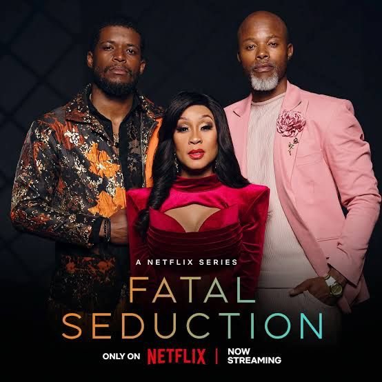 kiki ,The Clothing Vendor tweet media