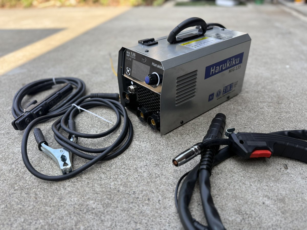 アザみん tweet media