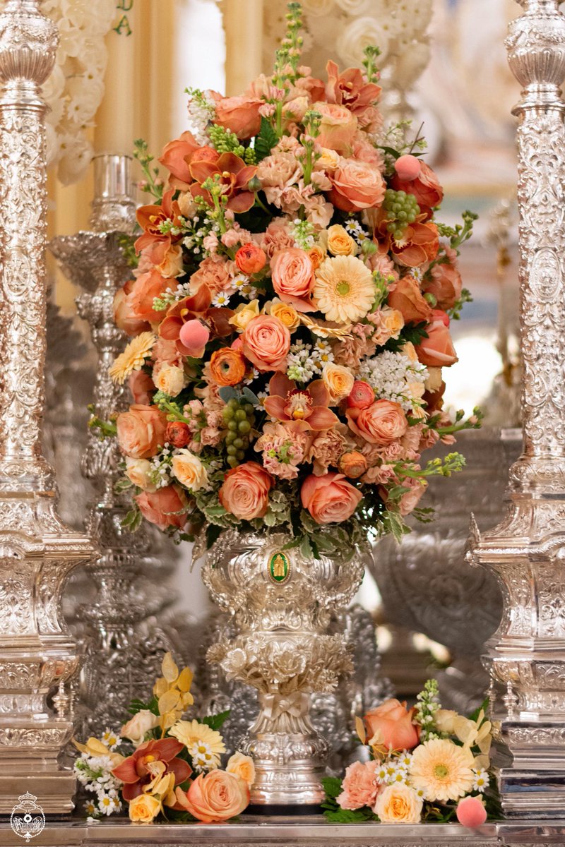 Hermandad de la Redención tweet media