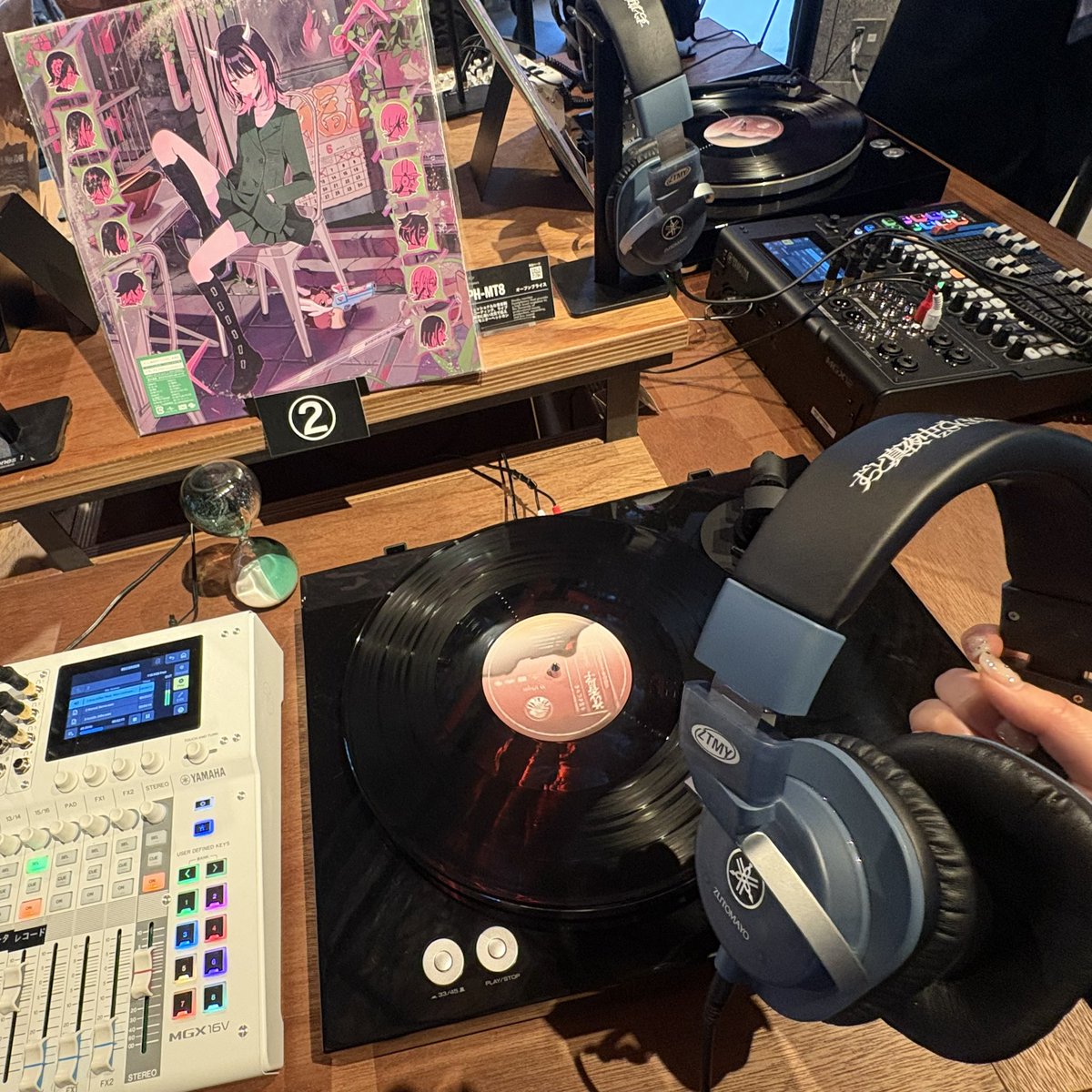 matchadaisuki00's tweet photo. 珪藻土聴きながらまったりできてめっちゃいい空間だった🎧
期間中にまた来たい〜
#名巧音楽館 https://t.co/FddpjcORde
