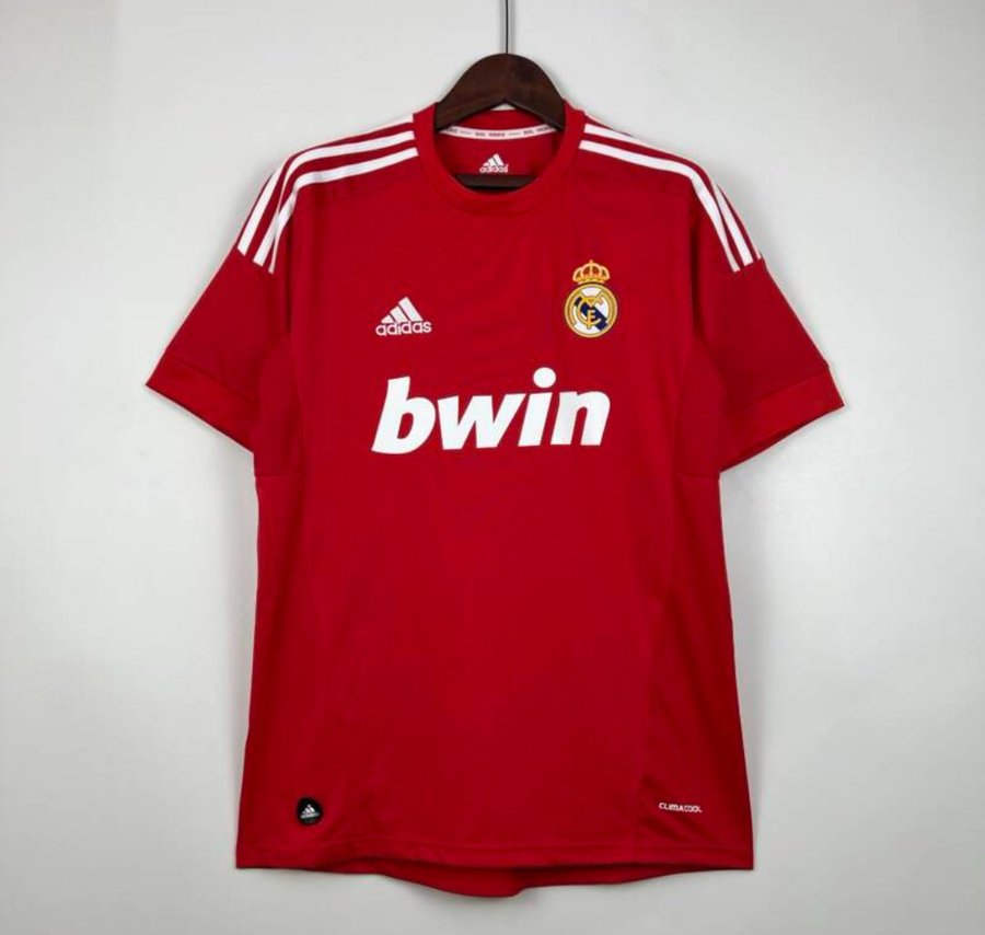 (fan) Danik tweet media