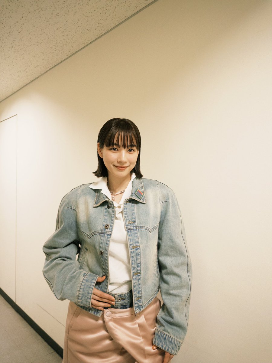 のん official tweet media