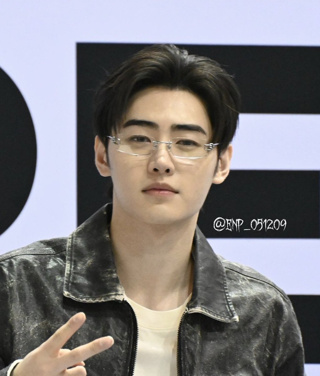 ❄️얼음별 tweet media