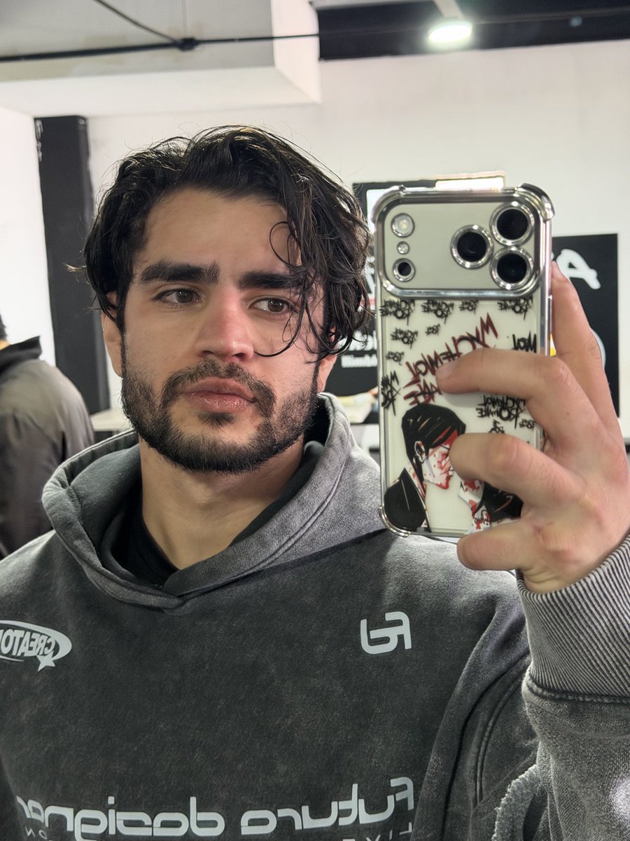 Aaron Mercury tweet media