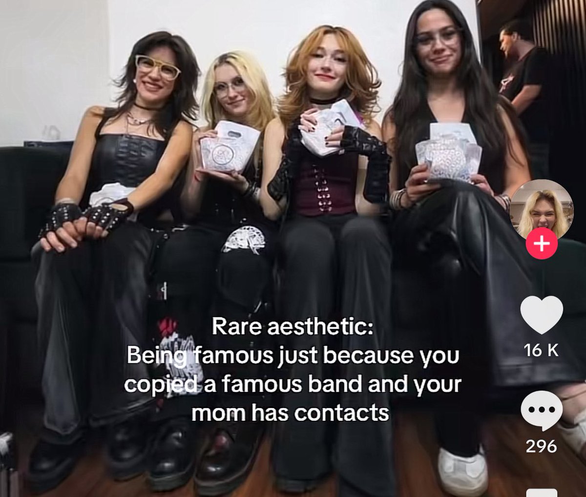 🌊inès tweet media