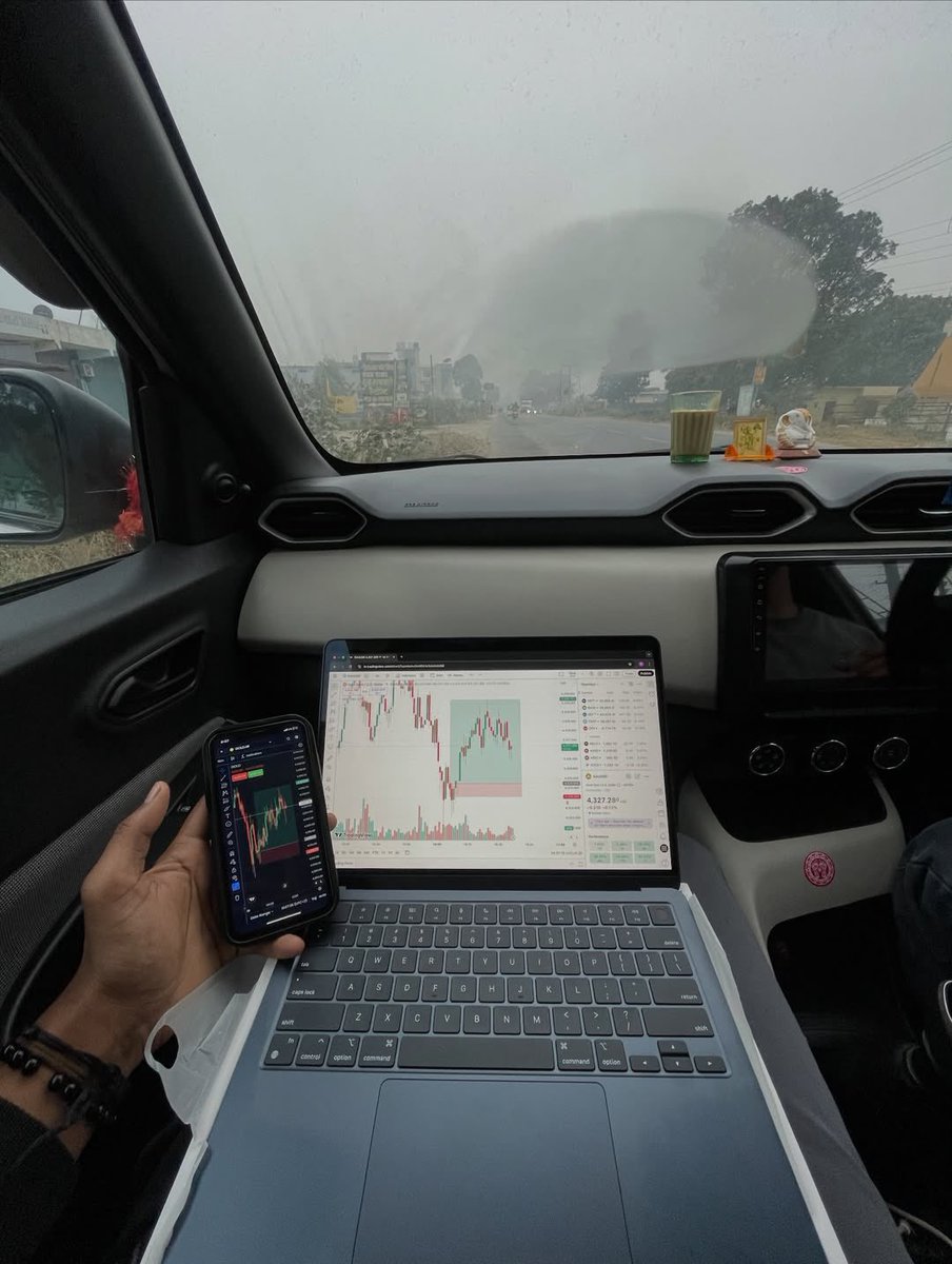 SHOLLY-PEE tweet media