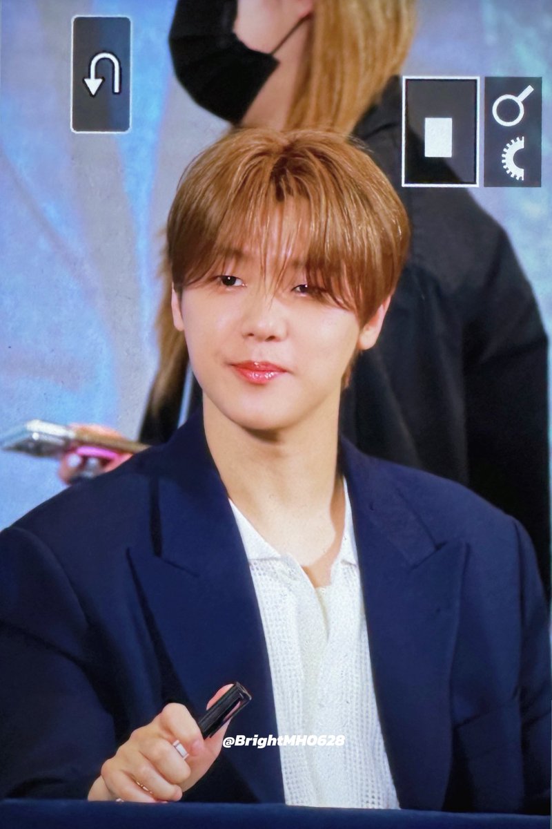 AURORA POLARIS tweet media