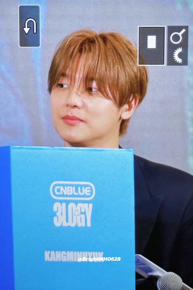 AURORA POLARIS tweet media