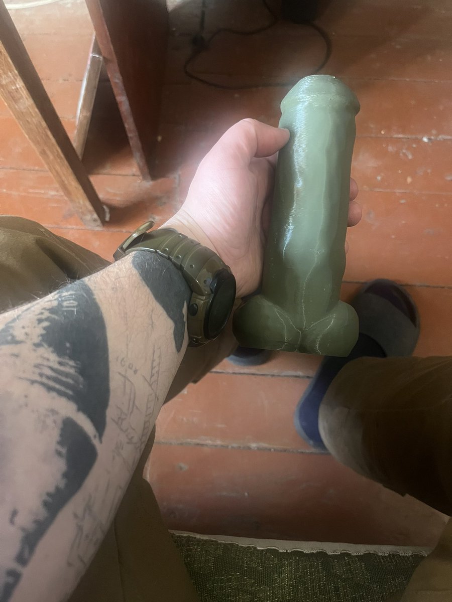 Закс tweet media