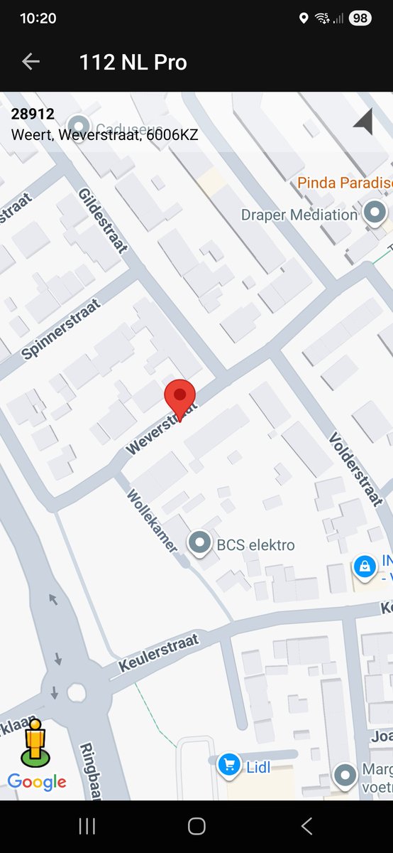 Prioriteit 1 inzet Ambulance in Weverstraat, Weert