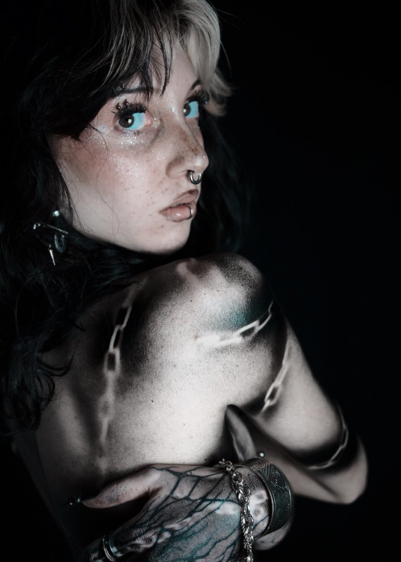 madre tana tweet media