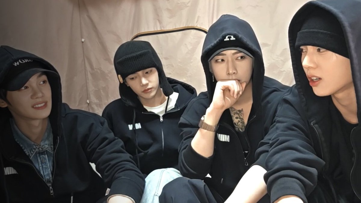 🎧ྀིྀིྀིྀིྀི tweet media