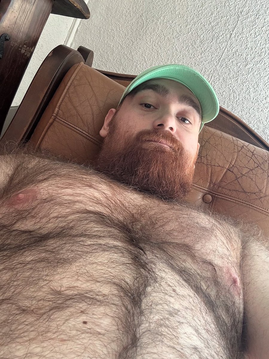 B34RF33TM4ST3R tweet media