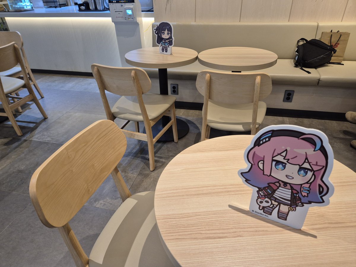 칼리번 tweet media