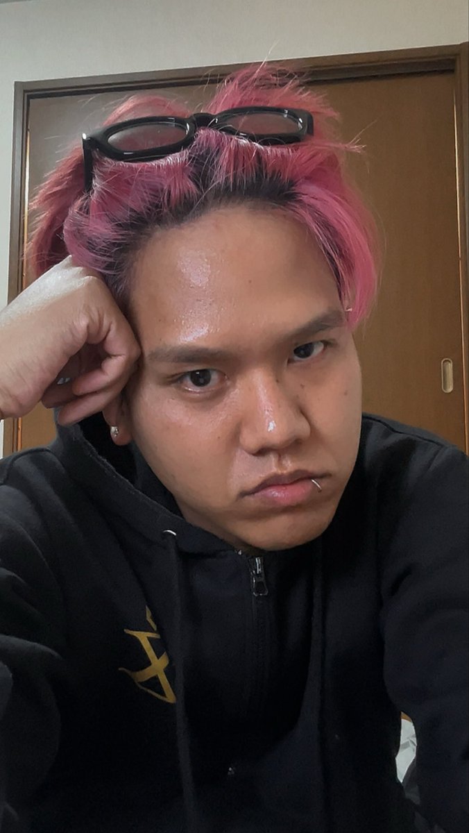 Frasiernest🐇 tweet media