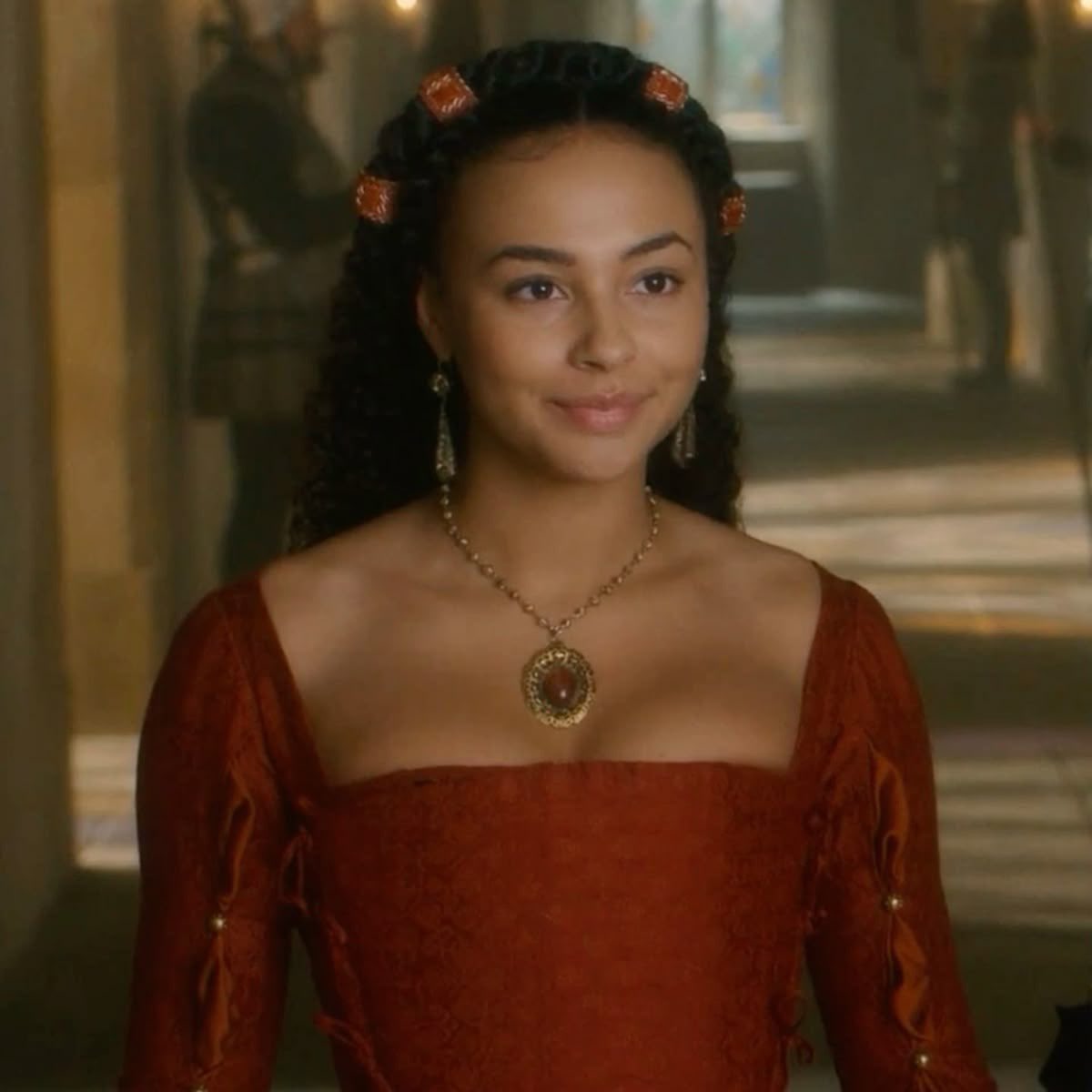 𝑟𝑜𝑠𝑎𝑚𝑢𝑛𝑑 tweet media