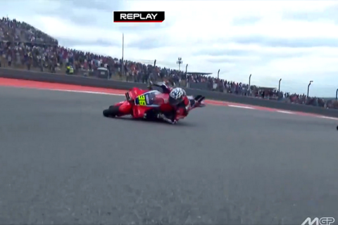 Paddock-GP tweet media