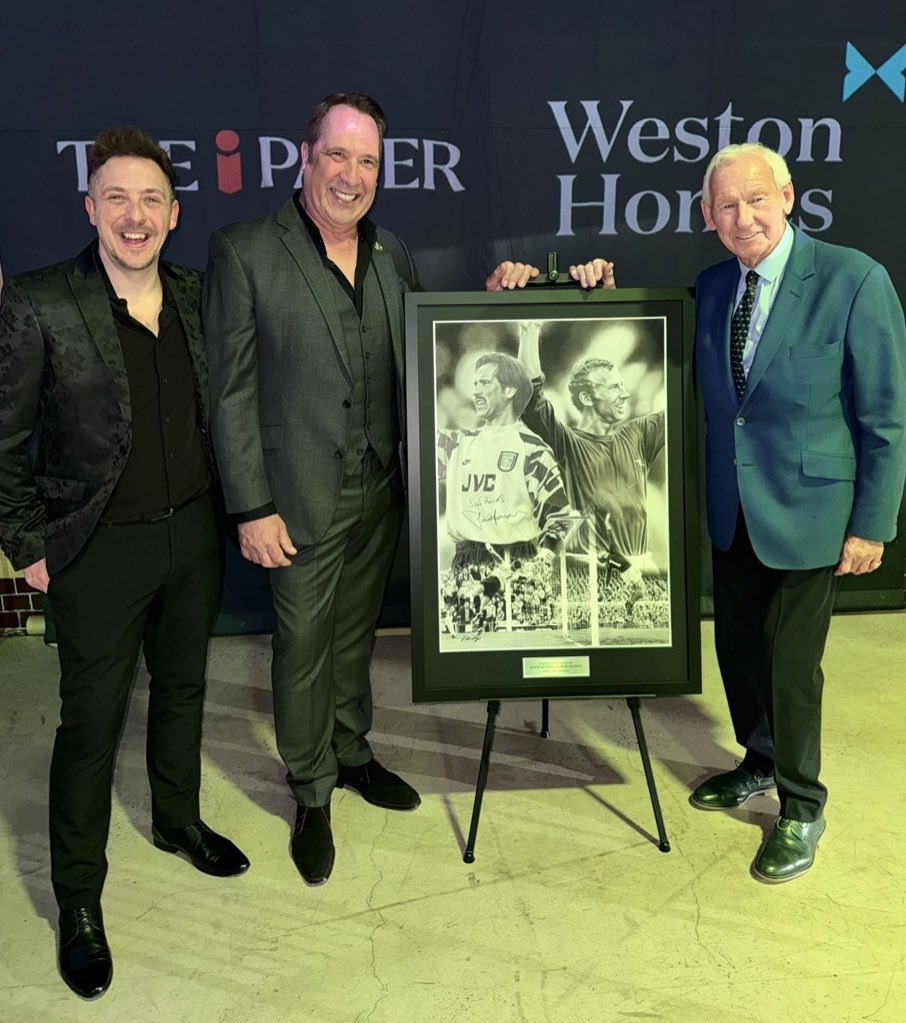 Llewellyn Illustrations tweet media