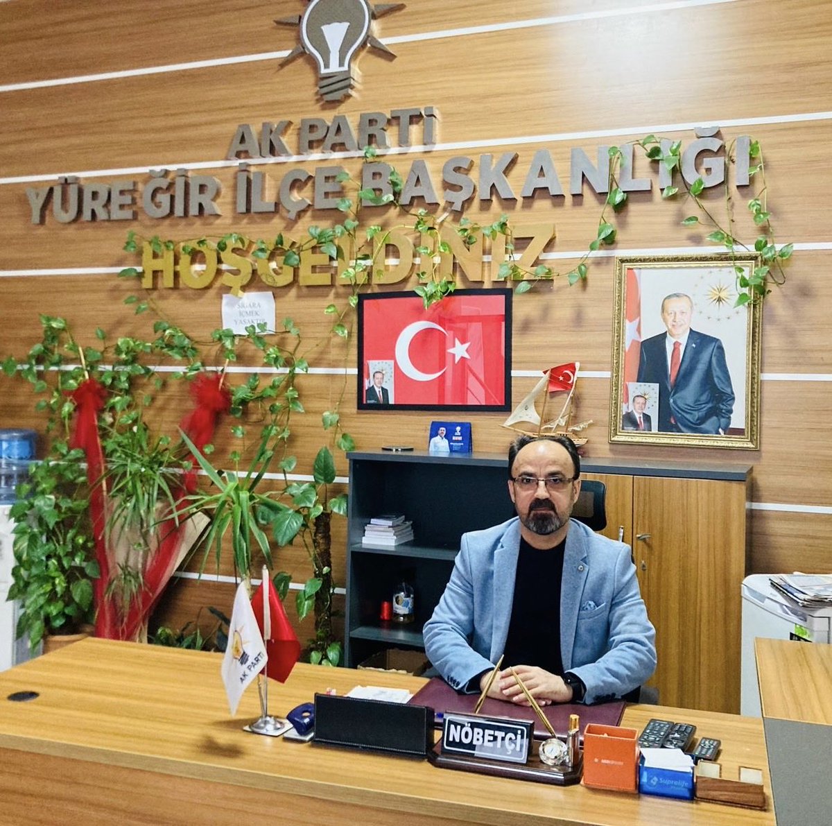 Çaylarımız, kahvelerimiz hazır!

Sohbet etmek ve fikir alışverişinde bulunmak isteyen tüm hemşehrilerimizi AK Parti Yüreğir İlçe Başkanlığımız’a bekliyoruz.

Nöbetçimiz
• İlçe Yönetim Kurulu Üyemiz
   Yılmaz BİLGİÇ