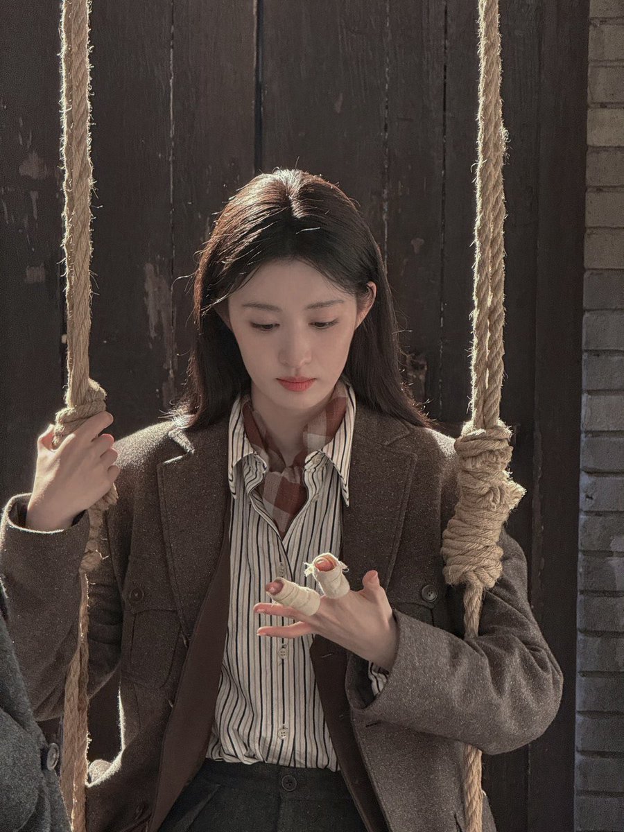 𝑅ℎ𝑎𝑙𝑎𝑖𝑛𝑒 𝑆𝑎𝑏𝑖𝑙𝑒́. tweet media