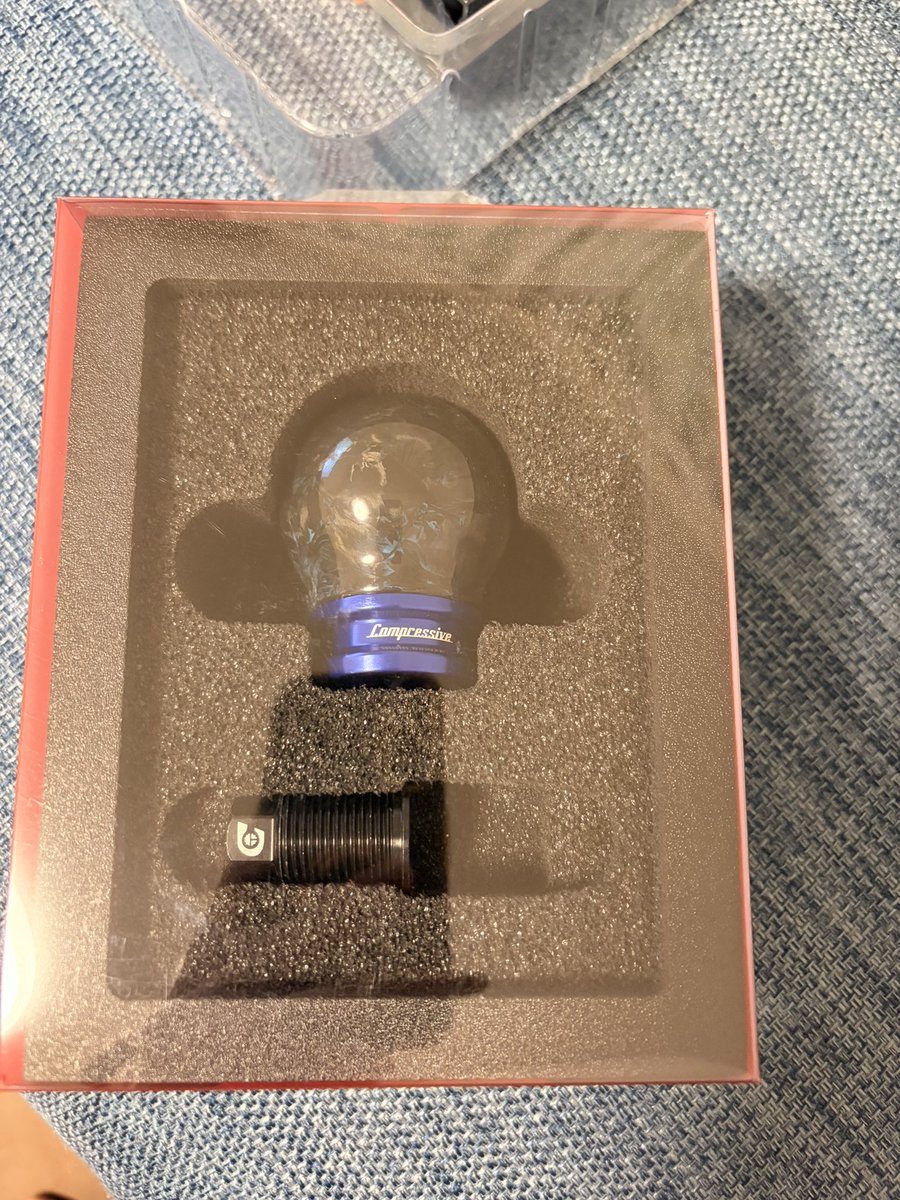 ともき tweet media