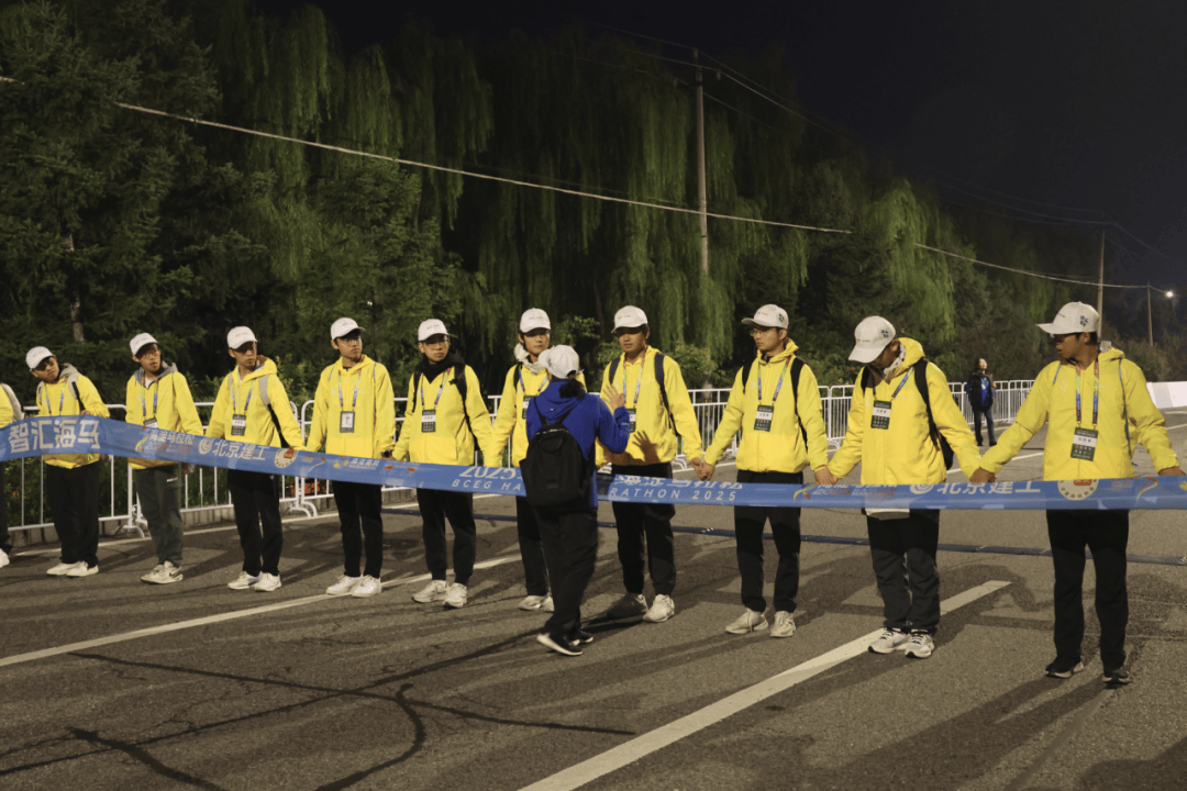 Danielle Collins tweet media