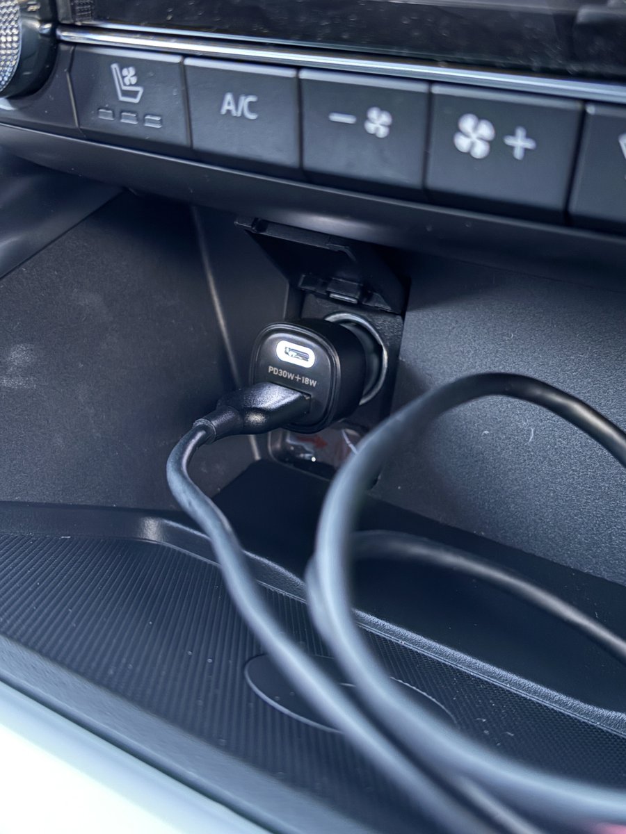 シノ@おしるこサンド tweet media