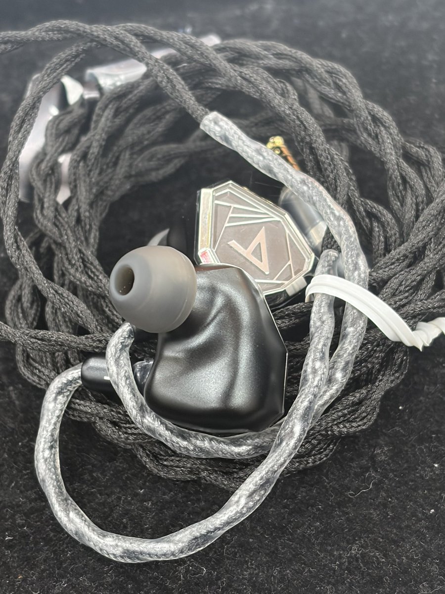 ぺ カレー(オーディオ用) tweet media