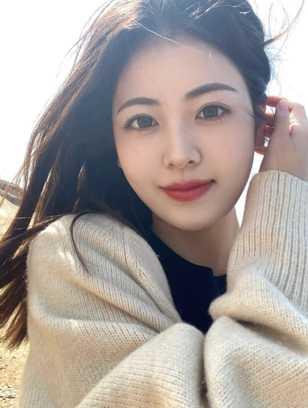 花好情长 tweet media