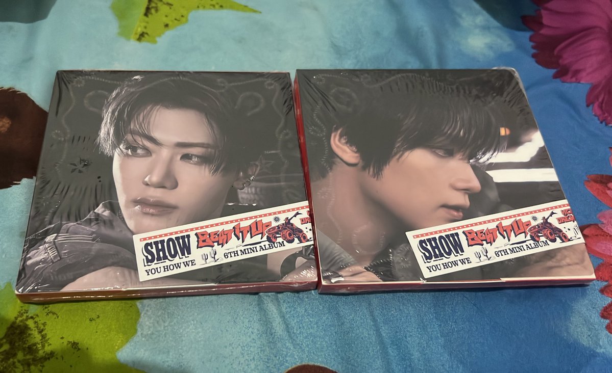 𑣲loraaa tweet media