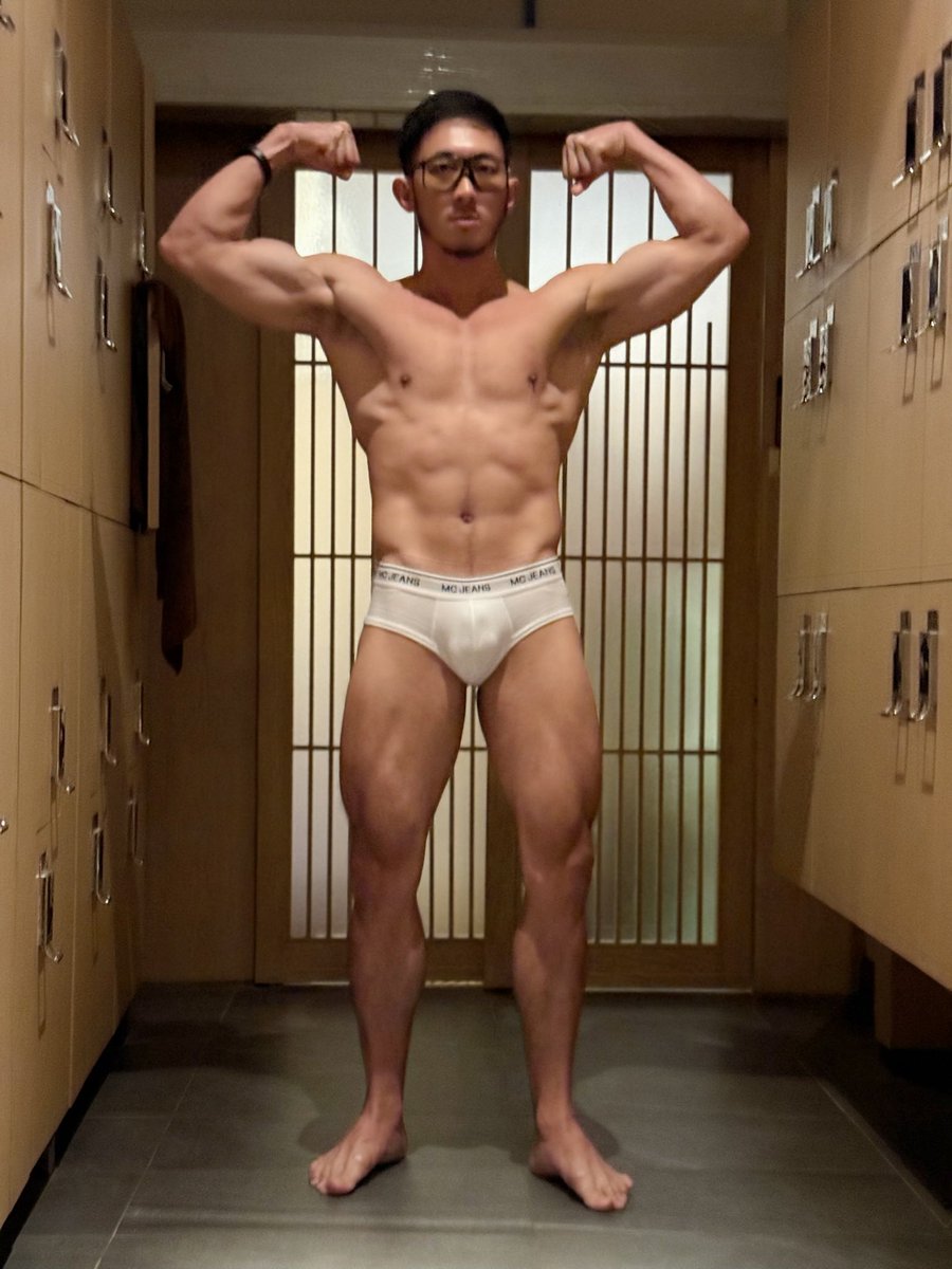 BankNeverdie tweet media