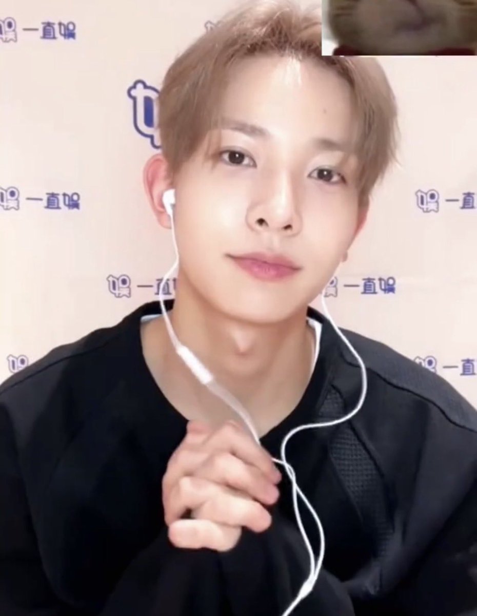 ¹⁰⁰⁹ tweet media