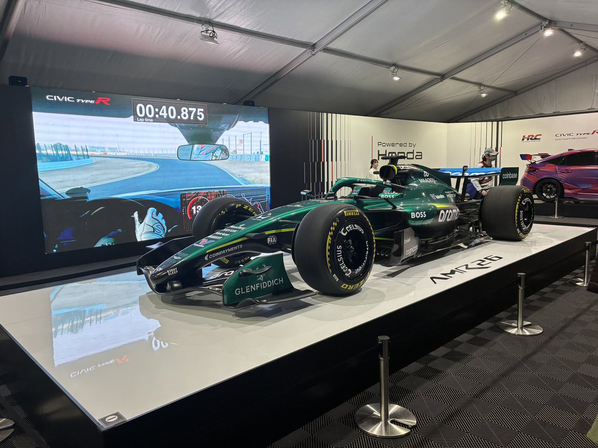 ryokookouchi's tweet photo. 鈴鹿サーキットで行われた
F1日本グランプリ決勝のセレモニーで
YOSHIKIさんのサポートで
日本国歌を演奏いたしました🎻🇯🇵

大変貴重な経験に胸が熱くなりました✨

カッコよかったー🏎️‼︎ https://t.co/PVt0i4dqNb
