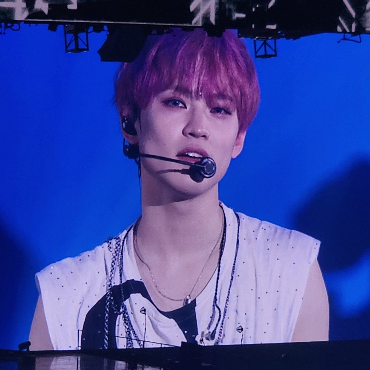 쩜。 。 tweet media