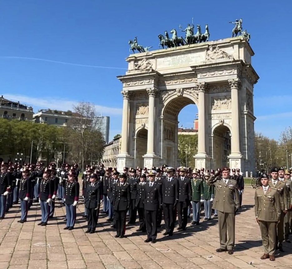 Corpo Militare Volontario CRI tweet media